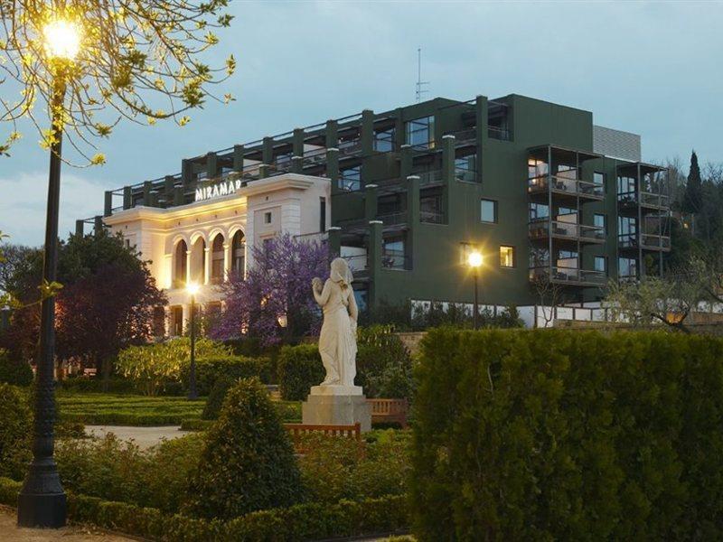 Hotel Miramar Barcelona Gl Kültér fotó The University of Patras