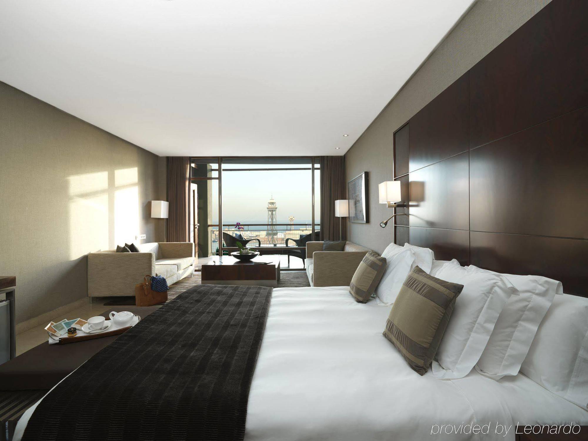 Hotel Miramar Barcelona Gl Szoba fotó A room at the hotel