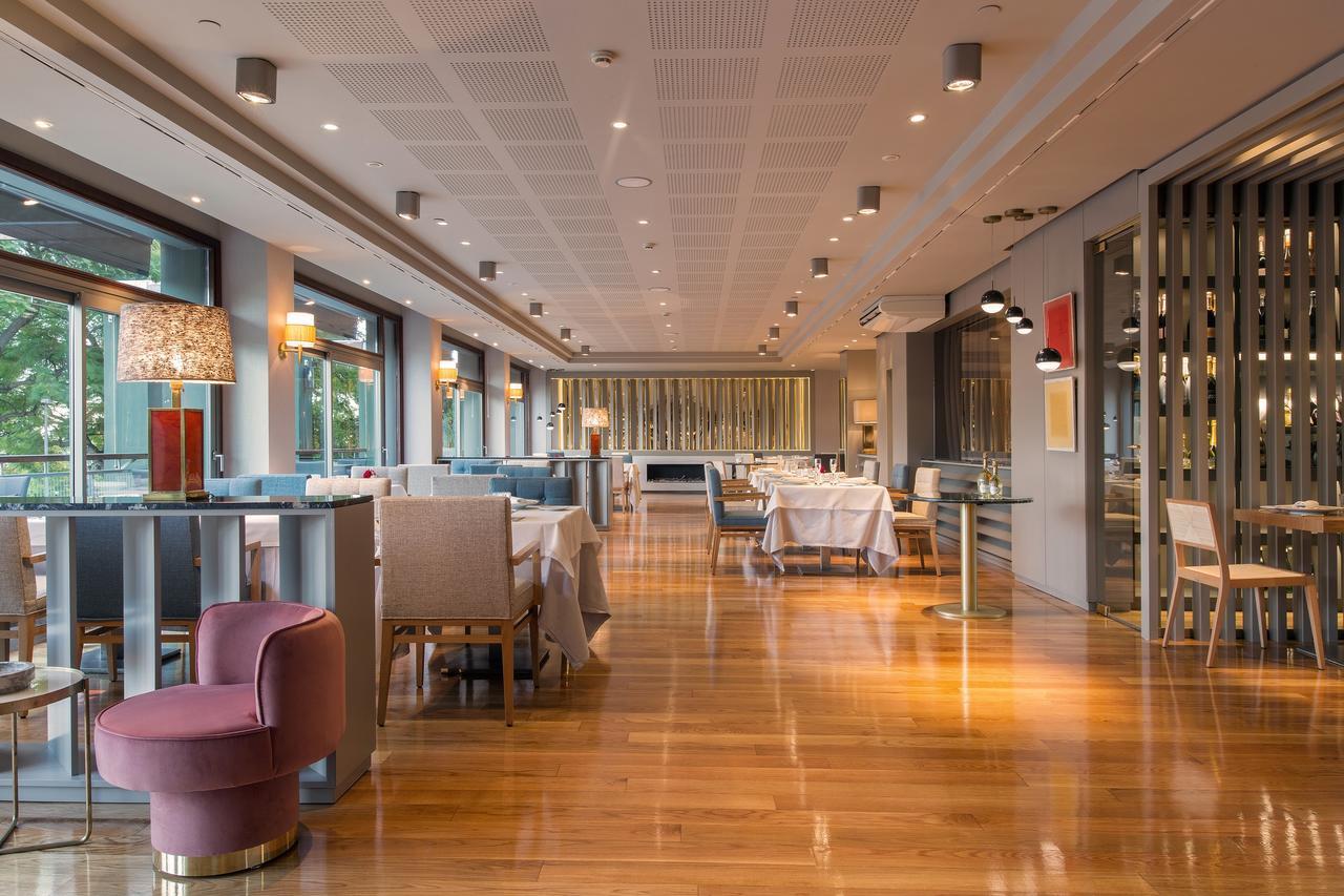 Hotel Miramar Barcelona Gl Kültér fotó The restaurant