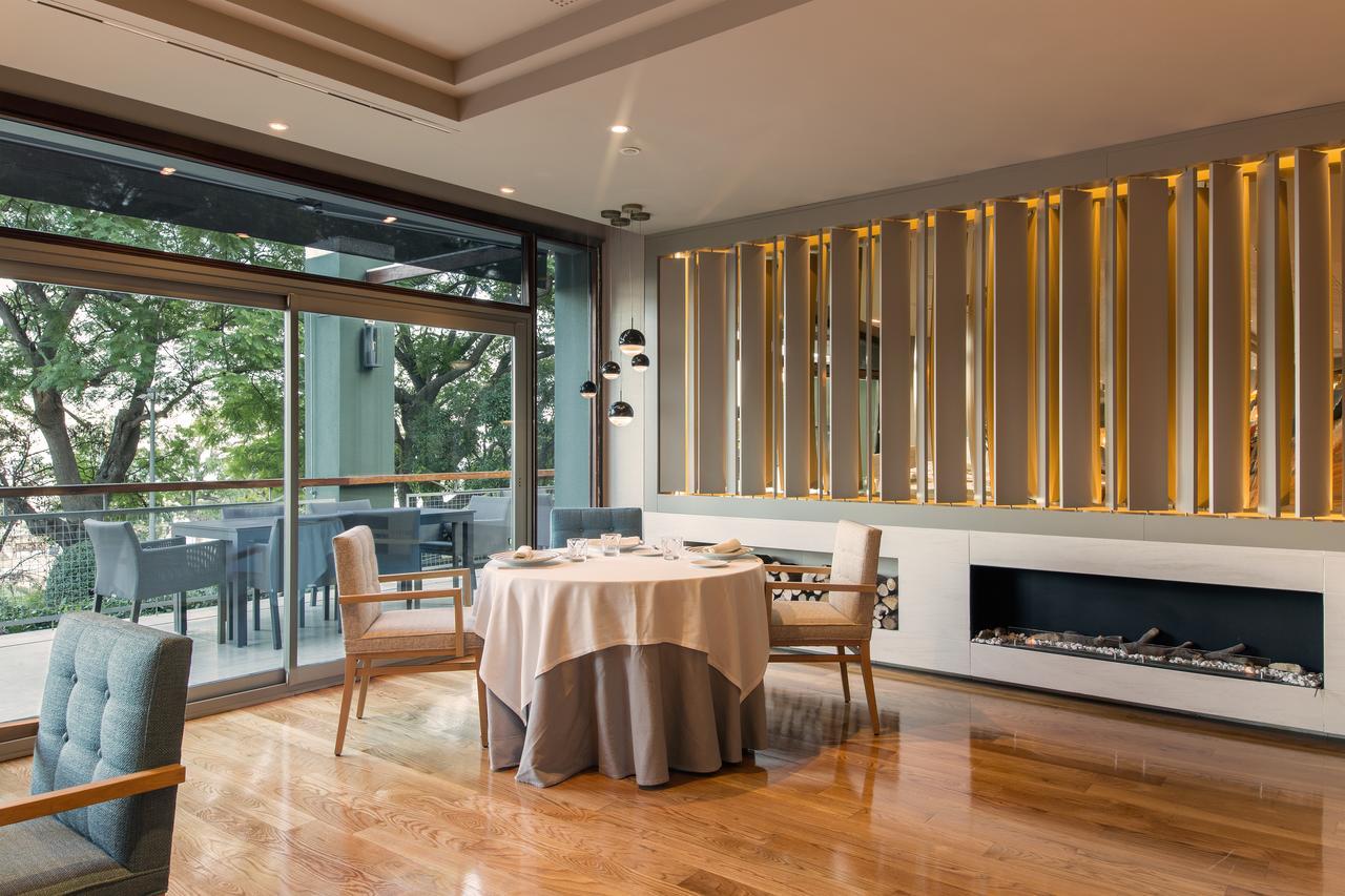 Hotel Miramar Barcelona Gl Kültér fotó Restaurant interior